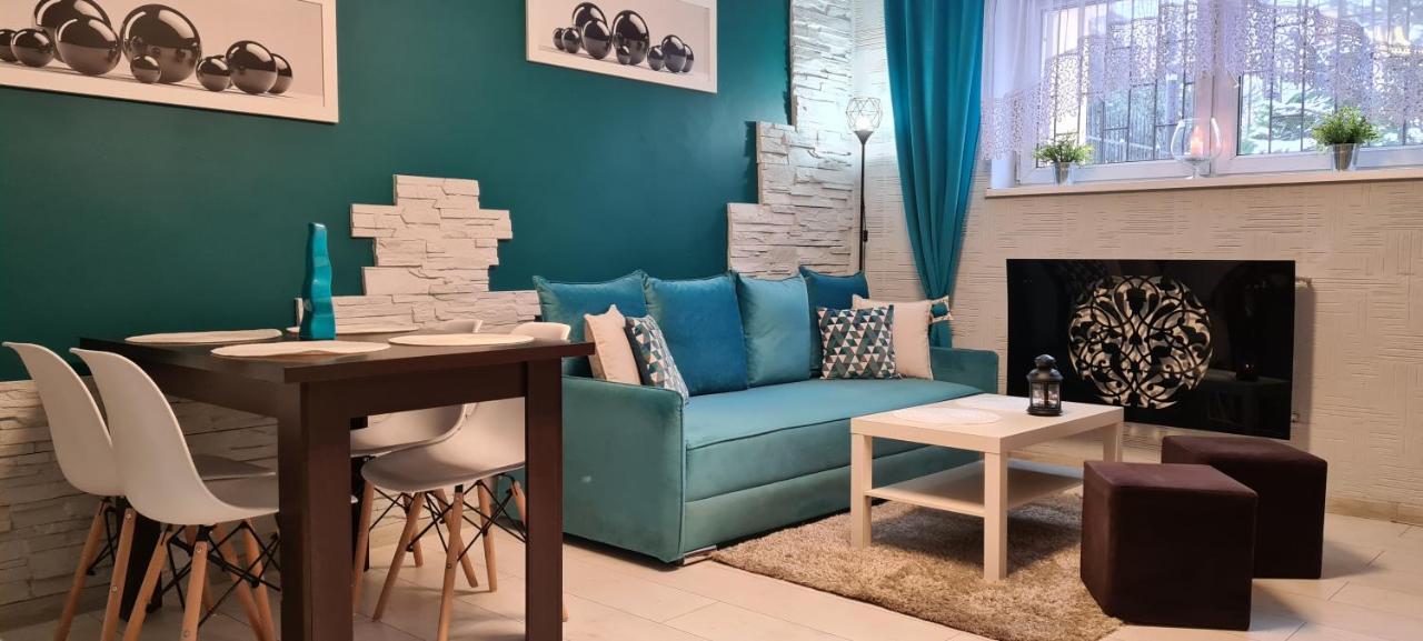 Quiet Basement Apartment Познан Екстериор снимка